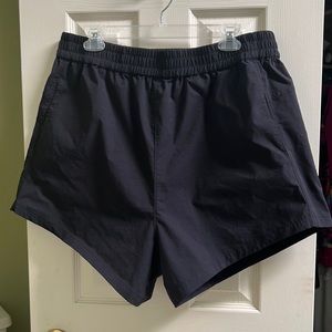 Universal Standard Sunny Swim Shorts. size 14-16. Black.